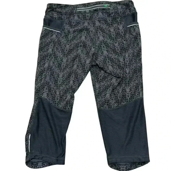 Athleta Womens Be Free Knickers Crop‎ Leggings Gray Size Small Activewear - Picture 7 of 7